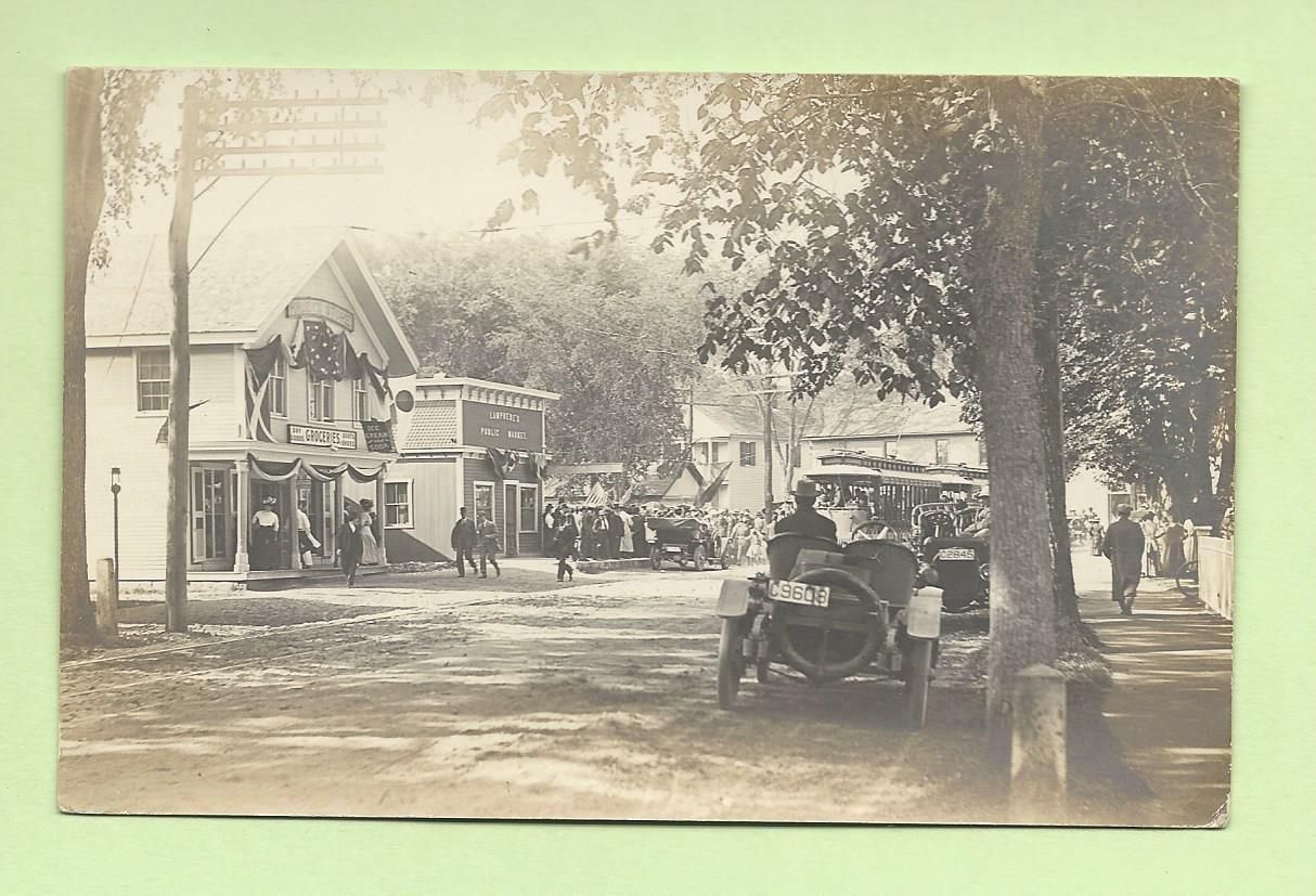 Trolley Cars in Old Mystic